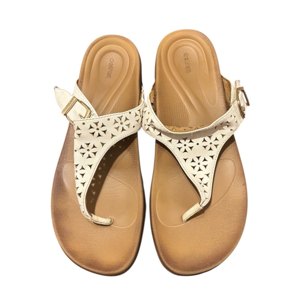 Aetrex Rita Thong Sandals Flip Flops in White Size 10.5-11